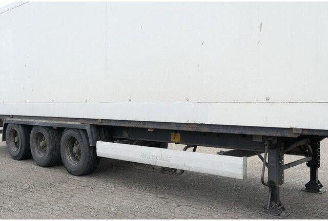 Krone SD, Isoliert, Türen, BPW, Luftfederung, 13.62m - Puspiekabe slēgtā virsbūve: foto 4 Krone SD, Isoliert, Türen, BPW, Luftfederung, 13.62m - Puspiekabe slēgtā virsbūve: foto 4