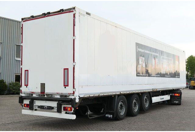 Krone SD, Schlüssellochblech, Luft-Lift, SAF-Achsen - Puspiekabe slēgtā virsbūve: foto 2 Krone SD, Schlüssellochblech, Luft-Lift, SAF-Achsen - Puspiekabe slēgtā virsbūve: foto 2