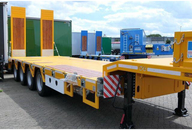 Lieder LD07, Verbreiterbar,Hydr. Rampen,4-Achser - Puspiekabe zema profila platforma: foto 2 Lieder LD07, Verbreiterbar,Hydr. Rampen,4-Achser - Puspiekabe zema profila platforma: foto 2