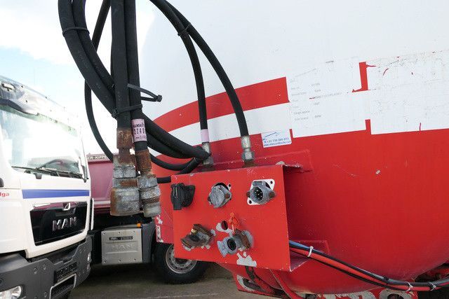 Puspiekabe cisterna Lindner & Fischer, 23.550ltr., 3 Kammern, BPW: foto 7