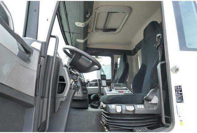 Atkritumu vedējs MAN 26.320 TGS BL 6x2, Überkopflader/Frontlader, AC: foto 11 Atkritumu vedējs MAN 26.320 TGS BL 6x2, Überkopflader/Frontlader, AC: foto 11