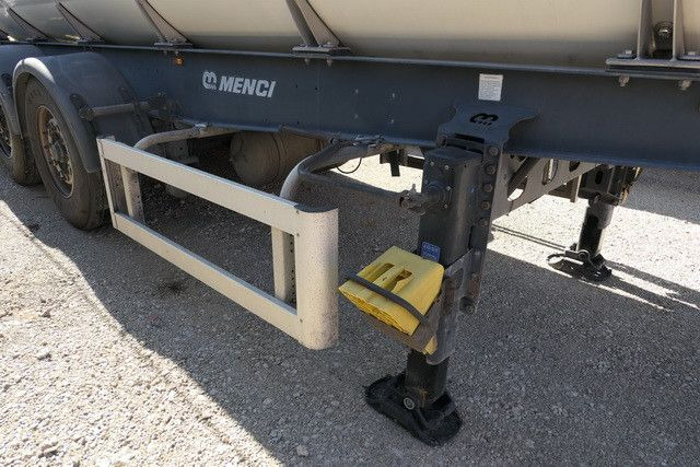 Menci SA 105/Lebensmittel/32.000 ltr./Iso/Spülleitung - Puspiekabe cisterna: foto 5 Menci SA 105/Lebensmittel/32.000 ltr./Iso/Spülleitung - Puspiekabe cisterna: foto 5