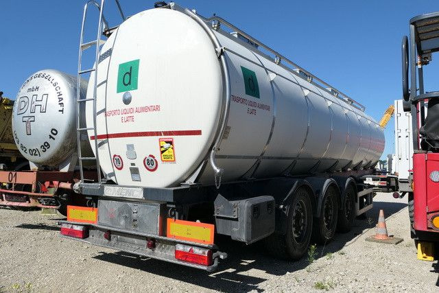 Menci SA 105/Lebensmittel/32.000 ltr./Iso/Spülleitung - Puspiekabe cisterna: foto 2 Menci SA 105/Lebensmittel/32.000 ltr./Iso/Spülleitung - Puspiekabe cisterna: foto 2