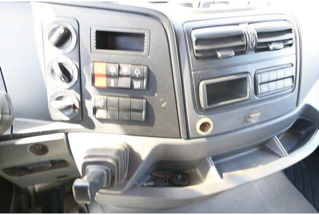 Kravas automašīna ar slēgto virsbūvi Mercedes-Benz 1023 L Atego 4x2, Schlafkabine, AHK, LBW, Möbel: foto 14