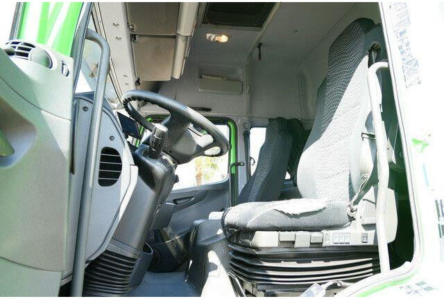 Kravas automašīna ar slēgto virsbūvi Mercedes-Benz 1023 L Atego 4x2, Schlafkabine, AHK, LBW, Möbel: foto 11