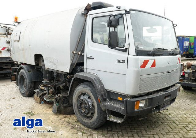 Mercedes-Benz 1314 KO 4x2, Schörling TSZ 94, Blattfederung - Ielu tīrīšanas mašīna: foto 1 Mercedes-Benz 1314 KO 4x2, Schörling TSZ 94, Blattfederung - Ielu tīrīšanas mašīna: foto 1