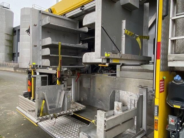 Mercedes-Benz 1833 Axor 4x4,Palfinger PK8502,Allrad,Seilwinde - Ugunsdzēsēju mašīna: foto 5 Mercedes-Benz 1833 Axor 4x4,Palfinger PK8502,Allrad,Seilwinde - Ugunsdzēsēju mašīna: foto 5