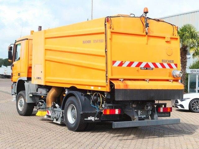Mercedes-Benz 2032 A Actros 4x4, Bucher STKF 9500, Airport, AC - Ielu tīrīšanas mašīna: foto 5 Mercedes-Benz 2032 A Actros 4x4, Bucher STKF 9500, Airport, AC - Ielu tīrīšanas mašīna: foto 5