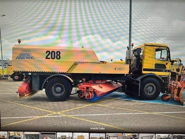 Mercedes-Benz 2035 AK Actros 4x4, Kehrmaschine Schmidt, Allrad - Sniega novākšanas tehnika: foto 2 Mercedes-Benz 2035 AK Actros 4x4, Kehrmaschine Schmidt, Allrad - Sniega novākšanas tehnika: foto 2
