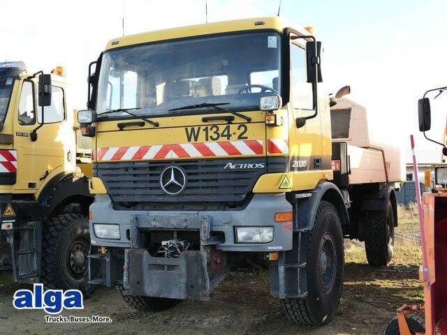 Mercedes-Benz 2035 AK Actros 4x4, Kehrmaschine Schmidt, Allrad - Sniega novākšanas tehnika: foto 3 Mercedes-Benz 2035 AK Actros 4x4, Kehrmaschine Schmidt, Allrad - Sniega novākšanas tehnika: foto 3