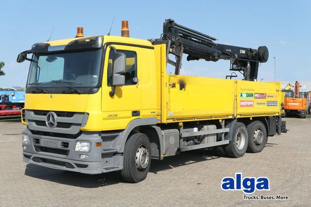 Mercedes-Benz 2536 Actros/MP3/HIAB 211DL/AHK/Klima - Bortu kravas automašīna/ Platforma, Kravas auto ar manipulatoru: foto 1 Mercedes-Benz 2536 Actros/MP3/HIAB 211DL/AHK/Klima - Bortu kravas automašīna/ Platforma, Kravas auto ar manipulatoru: foto 1