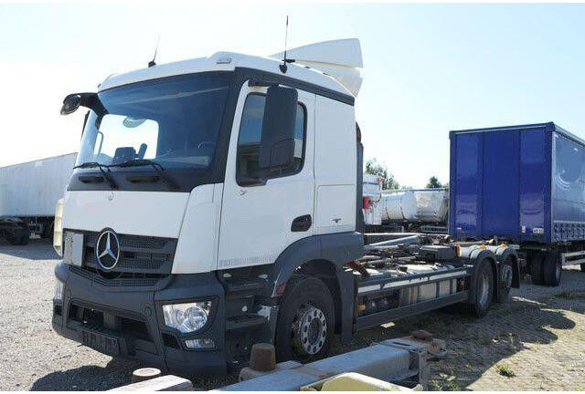 Mercedes-Benz 2543 L Actros 6x2, Meiller RK 21.70, Lenk-Lift - Pacēlājs ar āķi: foto 4 Mercedes-Benz 2543 L Actros 6x2, Meiller RK 21.70, Lenk-Lift - Pacēlājs ar āķi: foto 4