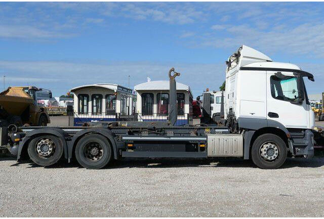 Mercedes-Benz 2543 L Actros 6x2, Meiller RK 21.70, Lenk-Lift - Pacēlājs ar āķi: foto 2 Mercedes-Benz 2543 L Actros 6x2, Meiller RK 21.70, Lenk-Lift - Pacēlājs ar āķi: foto 2
