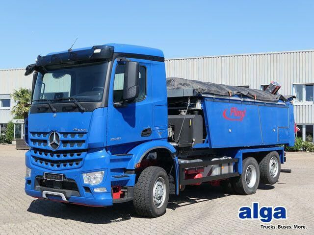 Mercedes-Benz 2548 L Arocs HAD 6x4, Asphalt, Bitumen, Fliegl - Asfalta ieklāšanas tehnika: foto 1 Mercedes-Benz 2548 L Arocs HAD 6x4, Asphalt, Bitumen, Fliegl - Asfalta ieklāšanas tehnika: foto 1