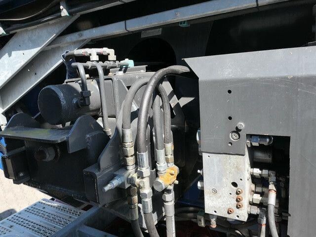 Mercedes-Benz 2548 L Arocs HAD 6x4, Asphalt, Bitumen, Fliegl - Asfalta ieklāšanas tehnika: foto 5 Mercedes-Benz 2548 L Arocs HAD 6x4, Asphalt, Bitumen, Fliegl - Asfalta ieklāšanas tehnika: foto 5