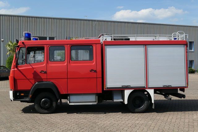 Mercedes-Benz 814 F/Feuerwehr/Pumpe/9 Sitze - Ugunsdzēsēju mašīna, Kravas-pasažieru furgons: foto 2 Mercedes-Benz 814 F/Feuerwehr/Pumpe/9 Sitze - Ugunsdzēsēju mašīna, Kravas-pasažieru furgons: foto 2