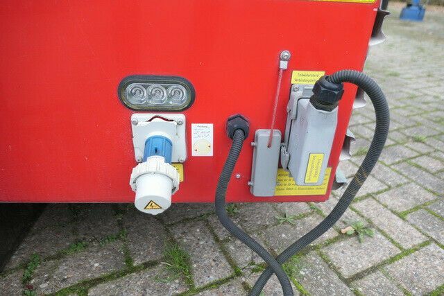 ROSENBAUER/Feuerwehr/Wasserwerfer - Ugunsdzēsēju mašīna: foto 3 ROSENBAUER/Feuerwehr/Wasserwerfer - Ugunsdzēsēju mašīna: foto 3