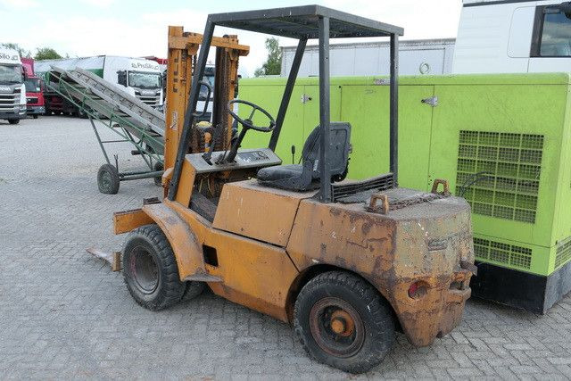 Still DFG 3.0/4304, 8to. Stapler, Deutz, 4 Zylinder, - Dīzeļiekrāvējs: foto 3 Still DFG 3.0/4304, 8to. Stapler, Deutz, 4 Zylinder, - Dīzeļiekrāvējs: foto 3