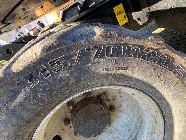 Terex TW 110, Verstellausleger, Pratzenabstützung - Riteņu ekskavators: foto 3 Terex TW 110, Verstellausleger, Pratzenabstützung - Riteņu ekskavators: foto 3