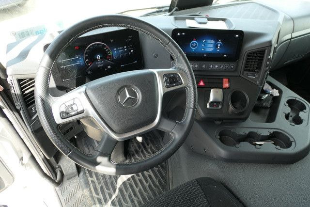 Vilcējs Mercedes-Benz 1836 LS Actros 4x2, ADR, Navi, Klima, 2.000km: foto 13