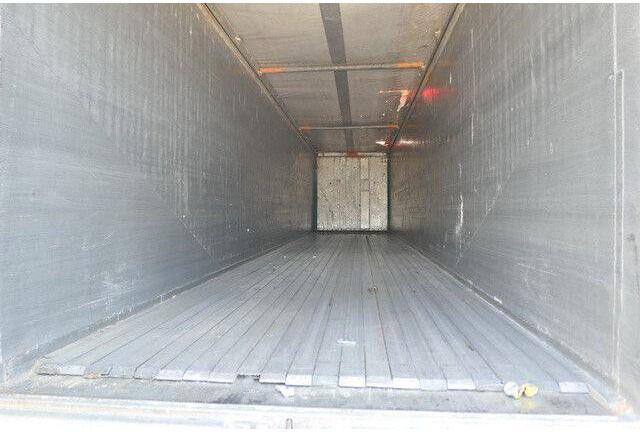 Kraker CF 200, 8mm Boden, Funk, BPW, Luft-Lift, 91m³ - Puspiekabe slēgtā virsbūve: foto 5 Kraker CF 200, 8mm Boden, Funk, BPW, Luft-Lift, 91m³ - Puspiekabe slēgtā virsbūve: foto 5