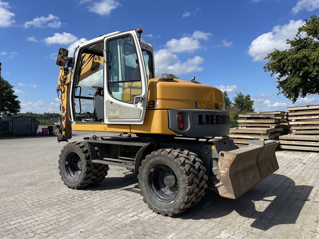 Liebherr A309 - Riteņu ekskavators: foto 2 Liebherr A309 - Riteņu ekskavators: foto 2