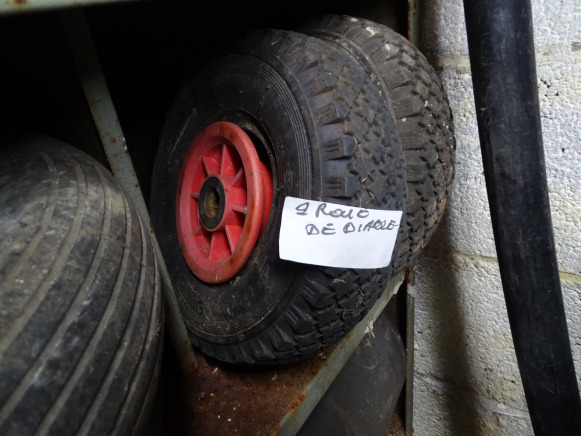 2 Roues de brouette, 2 Roues de diable, Jante plastique - Ritenis - Traktors: foto 2 2 Roues de brouette, 2 Roues de diable, Jante plastique - Ritenis - Traktors: foto 2