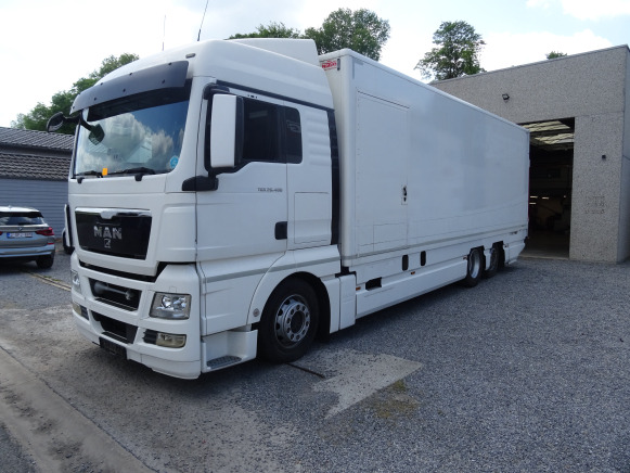 Camion MAN TGX26.400 (2009-731.695 km-VIN:WMA21XZZ7AW137860) - Kravas automašīna ar slēgto virsbūvi: foto 3 Camion MAN TGX26.400 (2009-731.695 km-VIN:WMA21XZZ7AW137860) - Kravas automašīna ar slēgto virsbūvi: foto 3