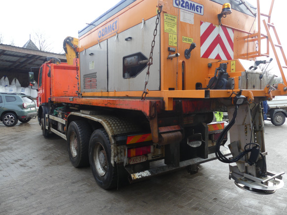 Camion porte container avec grue DAF AT75PE (2005-256.718 km) - Konteineru vedējs/ Kravas automašīna ar noņemamā virsbūve: foto 4 Camion porte container avec grue DAF AT75PE (2005-256.718 km) - Konteineru vedējs/ Kravas automašīna ar noņemamā virsbūve: foto 4