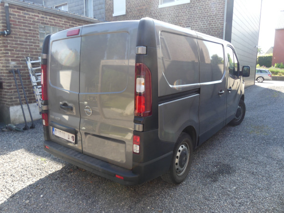 Camionnette Opel Vivaro (2018-122.114 km-VIN:WOVF7G60XJV634111) - Vieglā automašīna: foto 4 Camionnette Opel Vivaro (2018-122.114 km-VIN:WOVF7G60XJV634111) - Vieglā automašīna: foto 4