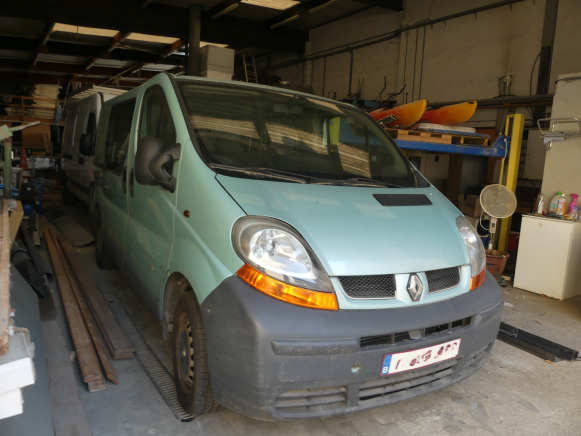 Camionnette Renault TRAFFIC (2003-411.053 km-VIN:VF1FLACA63V180319) - Vieglā automašīna: foto 2 Camionnette Renault TRAFFIC (2003-411.053 km-VIN:VF1FLACA63V180319) - Vieglā automašīna: foto 2