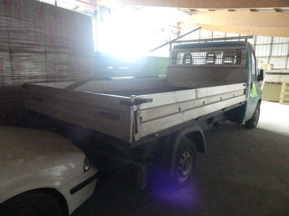 Camionnette benne Peugeot Boxer (1999-235.401 km) - Vieglā automašīna: foto 3 Camionnette benne Peugeot Boxer (1999-235.401 km) - Vieglā automašīna: foto 3