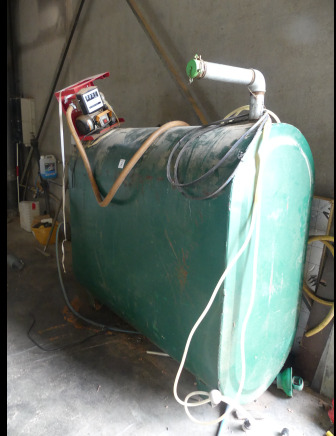 Cuve a gasoil et pompe de distribution ACTP 60 - Pārtikas iekārta: foto 2 Cuve a gasoil et pompe de distribution ACTP 60 - Pārtikas iekārta: foto 2