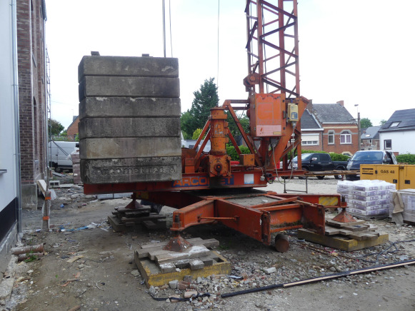 Grue à montage rapide Arcomet T24 - Ātri uzstādāms torņa celtnis: foto 1 Grue à montage rapide Arcomet T24 - Ātri uzstādāms torņa celtnis: foto 1