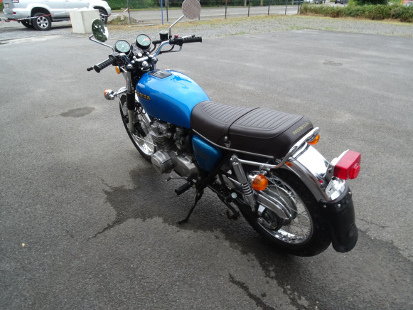 Moto Honda 550 Four Super Sport (Ancêtre de 1976, peu de Km) - Motocikls: foto 5 Moto Honda 550 Four Super Sport (Ancêtre de 1976, peu de Km) - Motocikls: foto 5