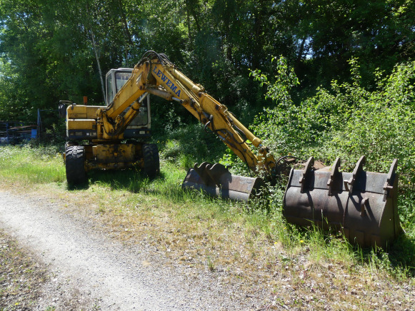 Pelle sur pneus Komatsu PW95 - Riteņu ekskavators: foto 2 Pelle sur pneus Komatsu PW95 - Riteņu ekskavators: foto 2