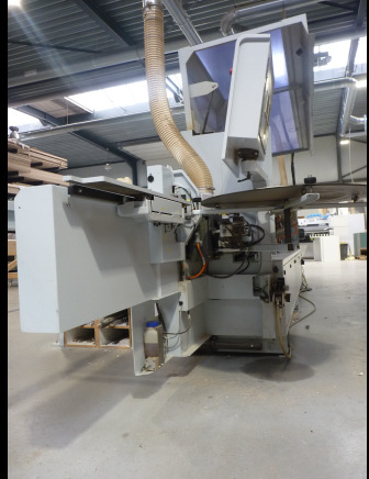 Plaqueuse de chants Brandt Highflex 1440 KDF 440 (211-0261206590-2012) + Rallonge avec convoyeur à rouleaux - Kokapstrādes iekārta: foto 3 Plaqueuse de chants Brandt Highflex 1440 KDF 440 (211-0261206590-2012) + Rallonge avec convoyeur à rouleaux - Kokapstrādes iekārta: foto 3