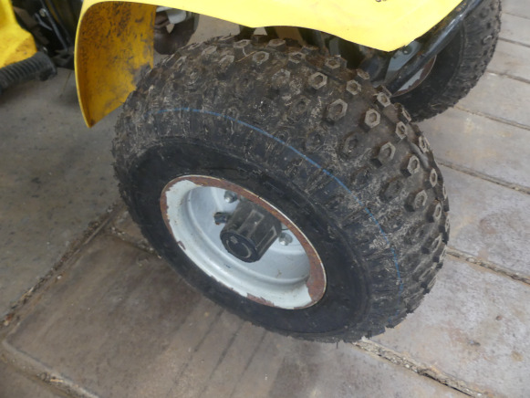 Quad enfant thermique Suzuki Quad Runner - Kvadricikls: foto 4 Quad enfant thermique Suzuki Quad Runner - Kvadricikls: foto 4