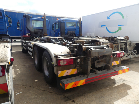 REF:7833 - Camion porte-container DAF FAS CF - Pacēlājs ar āķi: foto 4 REF:7833 - Camion porte-container DAF FAS CF - Pacēlājs ar āķi: foto 4