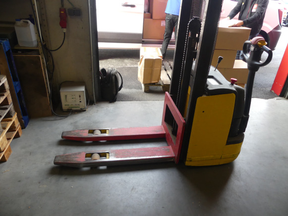 REF:Bâtiment A - Gerbeur Komatsu MWS 10-1R - Krautņotājs: foto 2 REF:Bâtiment A - Gerbeur Komatsu MWS 10-1R - Krautņotājs: foto 2