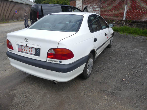 REF:DBB024 - Voiture Toyota Avensis (1998-172.549 km) - Vieglā automašīna: foto 5 REF:DBB024 - Voiture Toyota Avensis (1998-172.549 km) - Vieglā automašīna: foto 5