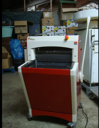 Trancheuse à pain Heristal - Maizes ceptuves aprīkojums: foto 1 Trancheuse à pain Heristal - Maizes ceptuves aprīkojums: foto 1