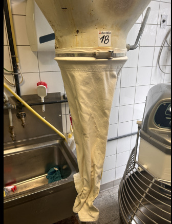 Trémie passeuse avec commande électrique Spiromatic Spido1 - Maizes ceptuves aprīkojums: foto 3 Trémie passeuse avec commande électrique Spiromatic Spido1 - Maizes ceptuves aprīkojums: foto 3