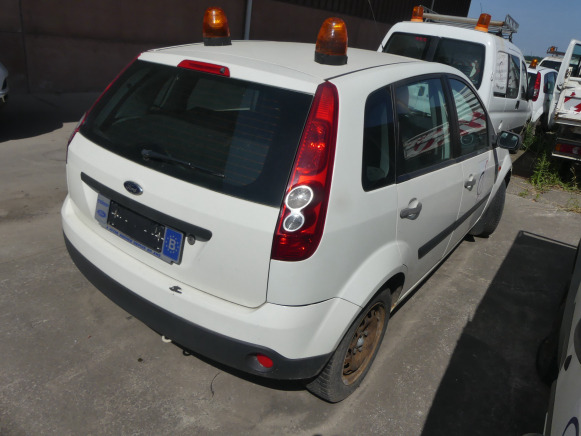 Voiture Ford FIESTA (2006-110.830 km) - Vieglā automašīna: foto 3 Voiture Ford FIESTA (2006-110.830 km) - Vieglā automašīna: foto 3
