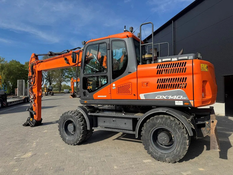 Doosan DX140-5 2018 - Riteņu ekskavators: foto 3 Doosan DX140-5 2018 - Riteņu ekskavators: foto 3