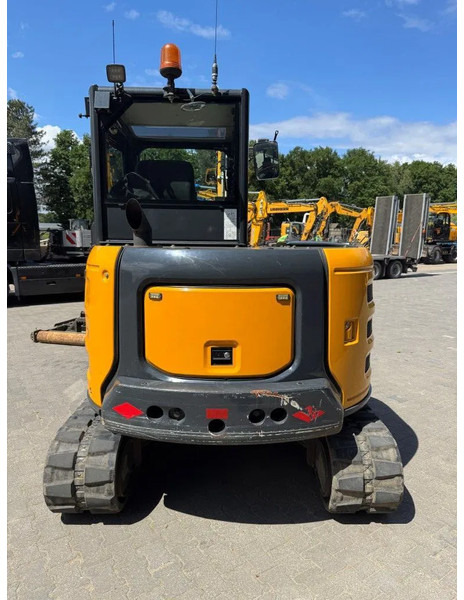 Hitachi ZX65USB Engcon FULL SPEC MACHINE !! DC 2 Gripper TOP CONDITION ! - Kāpurķēžu ekskavators: foto 3 Hitachi ZX65USB Engcon FULL SPEC MACHINE !! DC 2 Gripper TOP CONDITION ! - Kāpurķēžu ekskavators: foto 3
