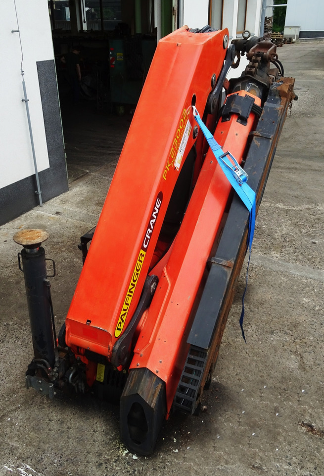 PALFINGER PK 23002 D crane, remote control, extra functions, Ladekran, Kran, gru - Celtnis-manipulators: foto 2 PALFINGER PK 23002 D crane, remote control, extra functions, Ladekran, Kran, gru - Celtnis-manipulators: foto 2