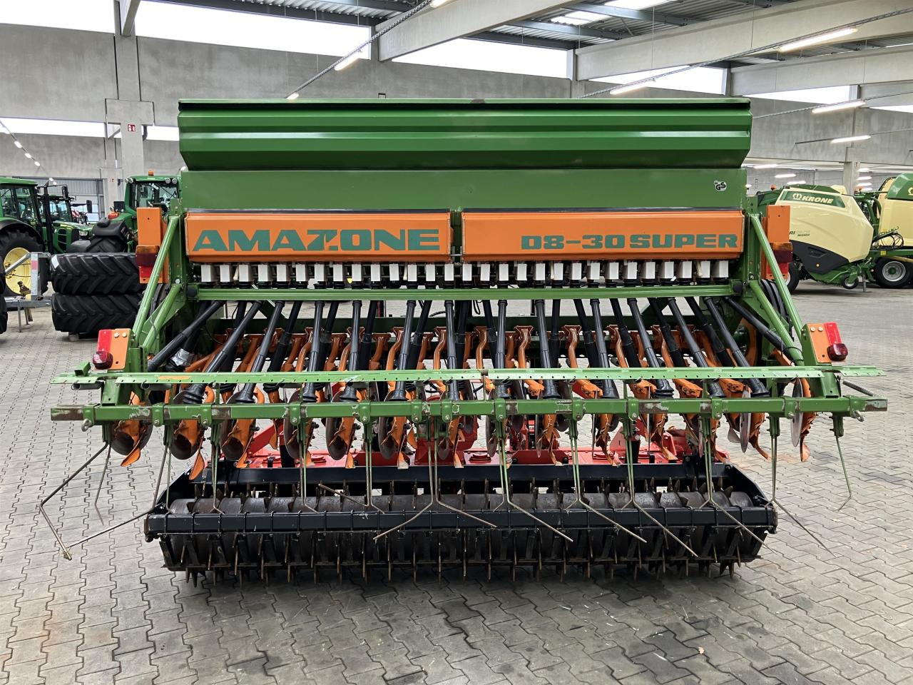Amazone D8/30 Super - Sējmašīna: foto 4 Amazone D8/30 Super - Sējmašīna: foto 4
