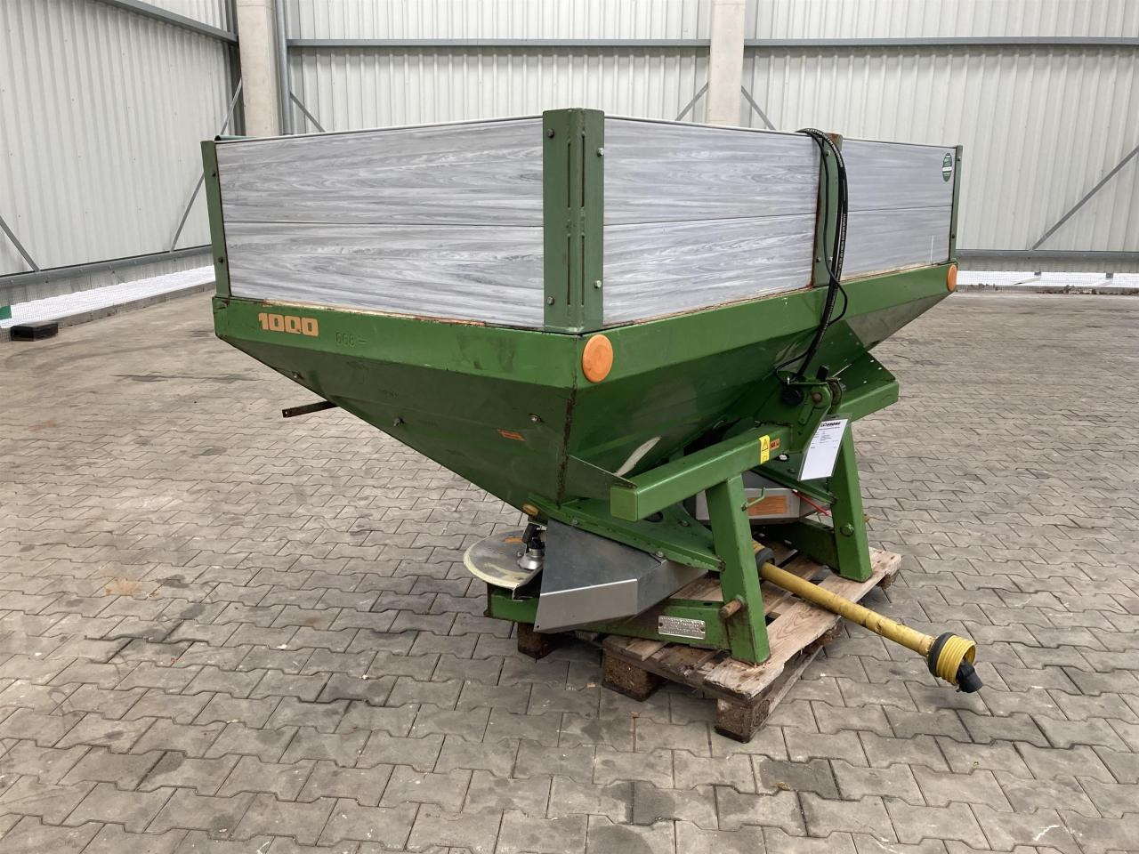 Amazone ZA-M 1000 Comp. - Minerālmēslu izkliedētājs: foto 2 Amazone ZA-M 1000 Comp. - Minerālmēslu izkliedētājs: foto 2