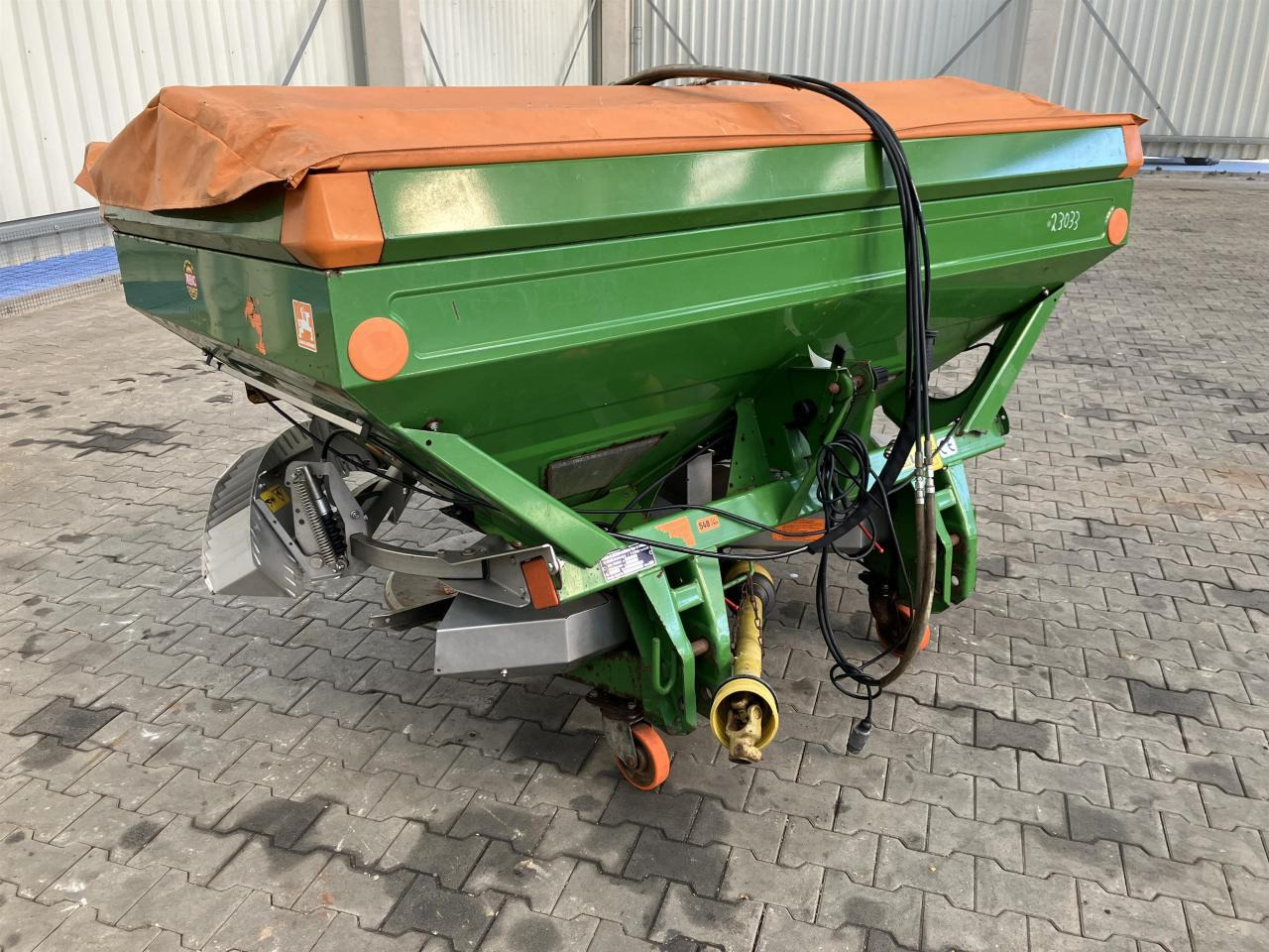 Amazone ZA-M 1200 - Minerālmēslu izkliedētājs: foto 2 Amazone ZA-M 1200 - Minerālmēslu izkliedētājs: foto 2